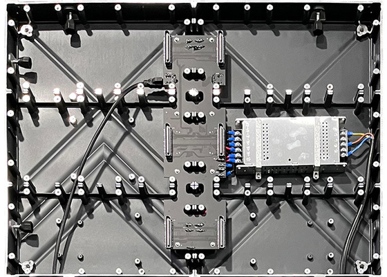 IP43 640*480mm Внутренний HD LED дисплей Самопроектирование Оптимизация соединения